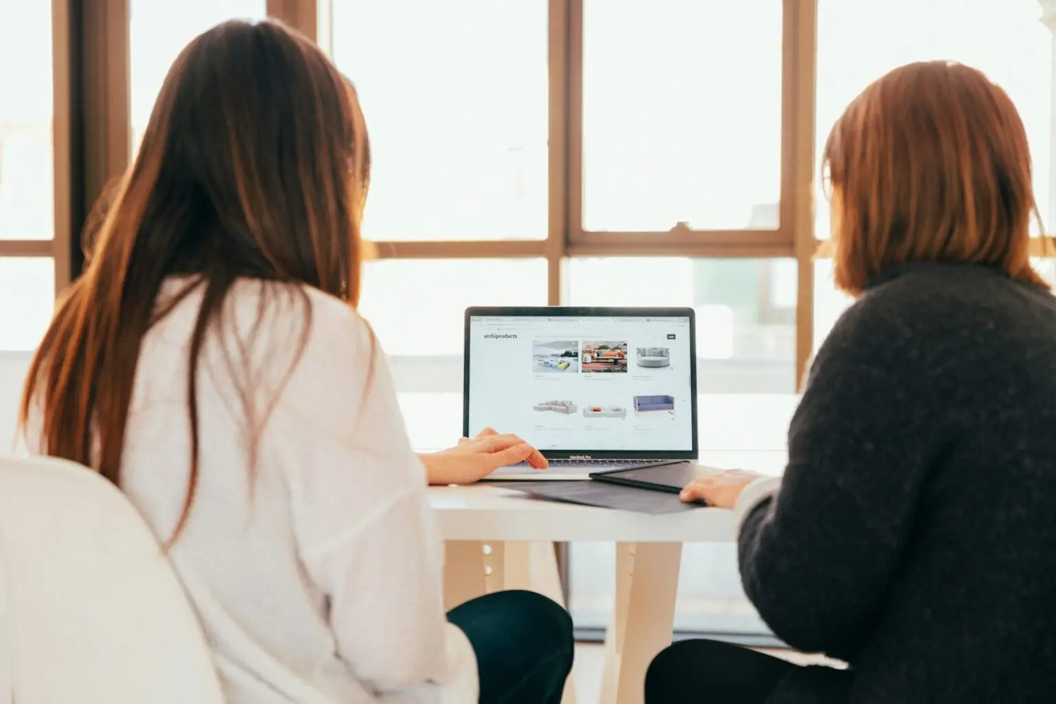 Lumi studio agence creative graphisme marketing communication